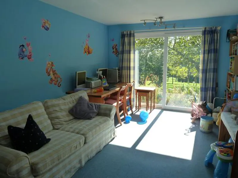 East Grinstead bungalow, C789 (photo 19)