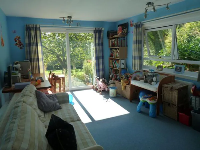 East Grinstead bungalow, C789 (photo 20)