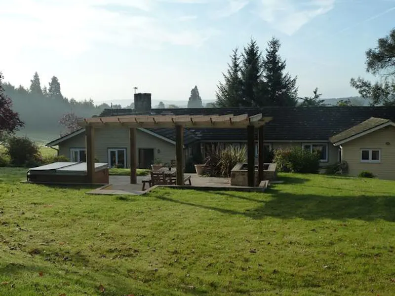 East Grinstead bungalow, C789 (photo 35)