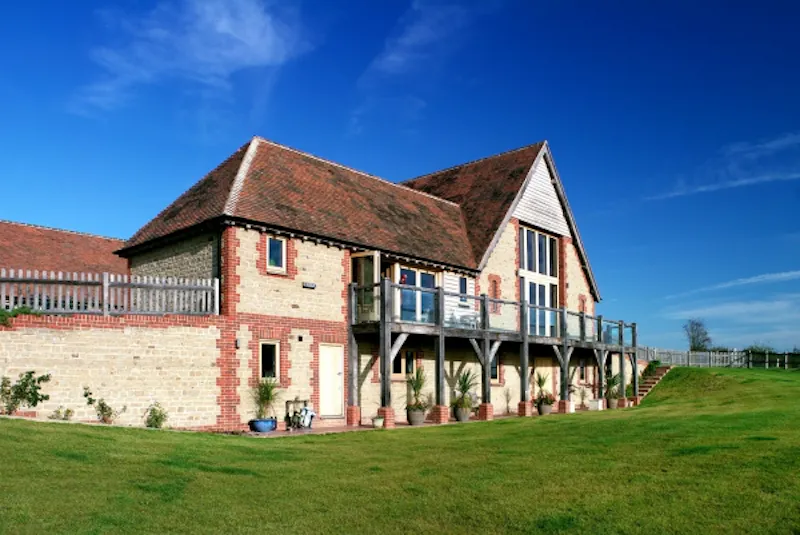 Balcony at Film location L617 in West Sussex (photo 5)