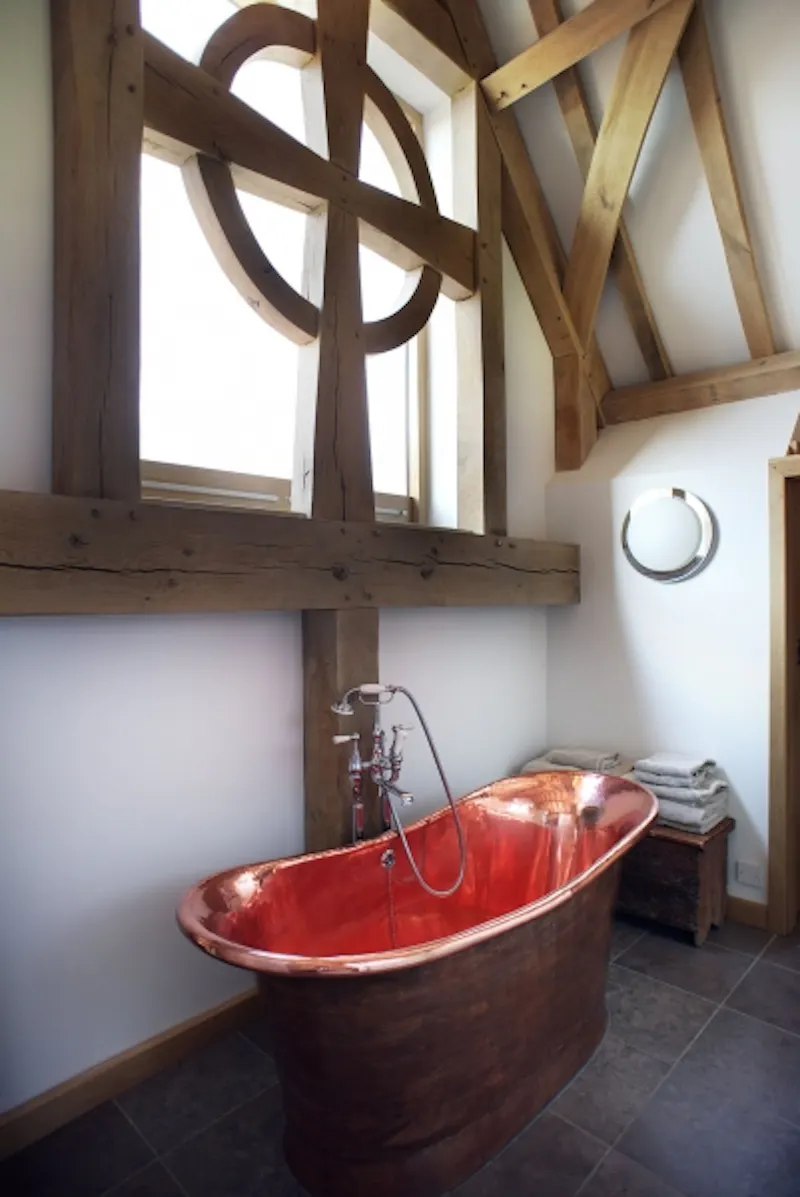Bathroom at Film location L617 in West Sussex (photo 22)