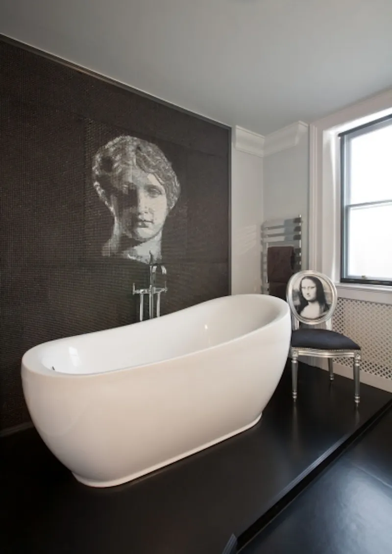 Bathroom at Glamorous Knightsbridge house, A1216 (photo 36)
