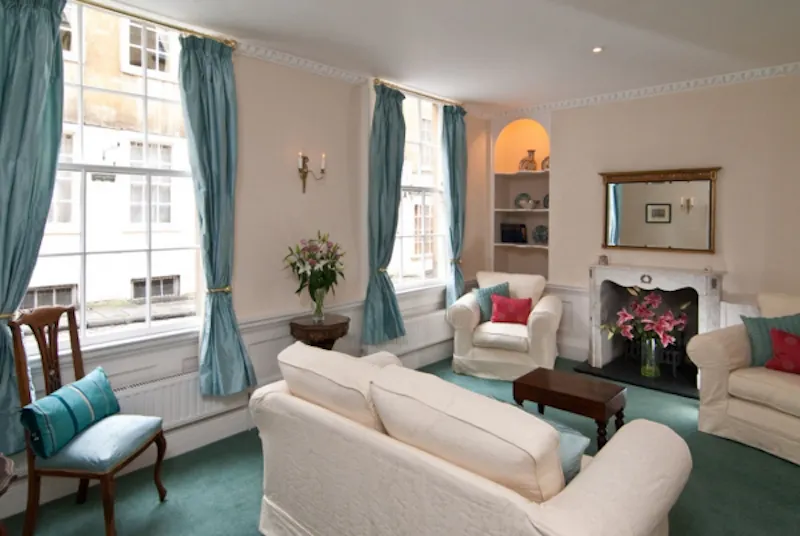 Drawing room at Traditional Bath townhouse, A1218 (photo 4)