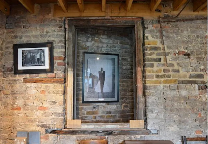 Shadwell music hall, P208 (photo 15)
