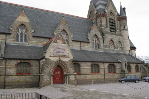 Church music hall in Royal Docks, P495