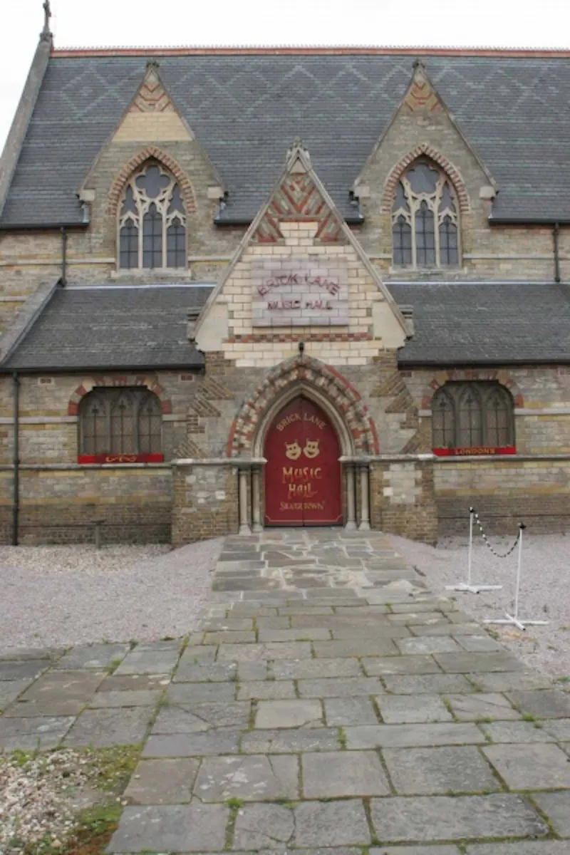 Church music hall in Royal Docks, P495 (photo 2)