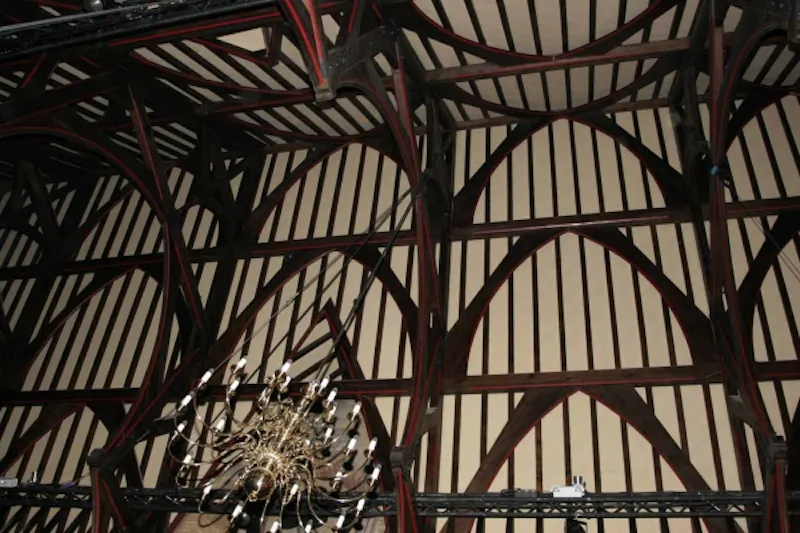 Beams at Church music hall in Royal Docks, P495 (photo 14)