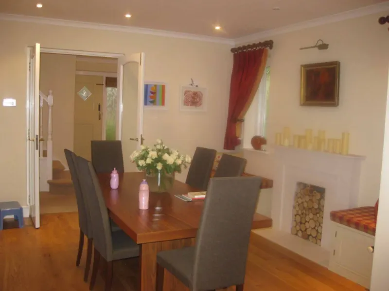 Dining room at Northwood family house, D2014 (photo 7)