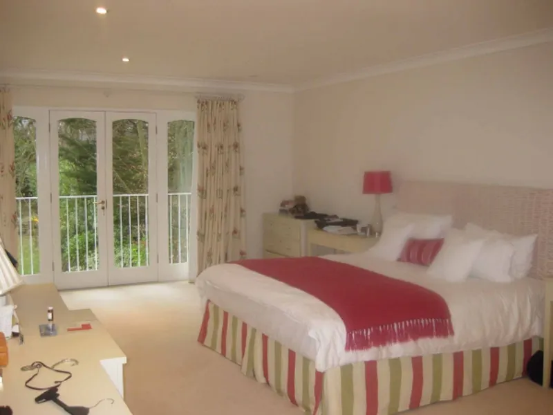 Bedroom at Northwood family house, D2014 (photo 27)