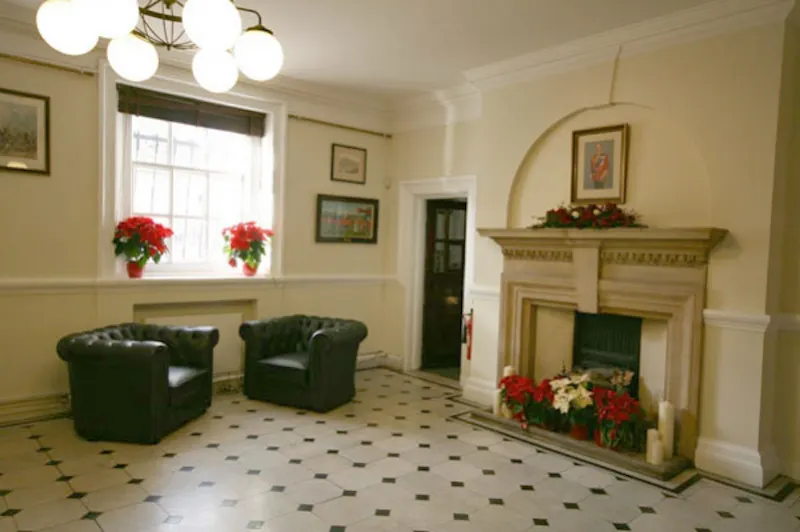Whitehall banqueting hall, P385 (photo 3)