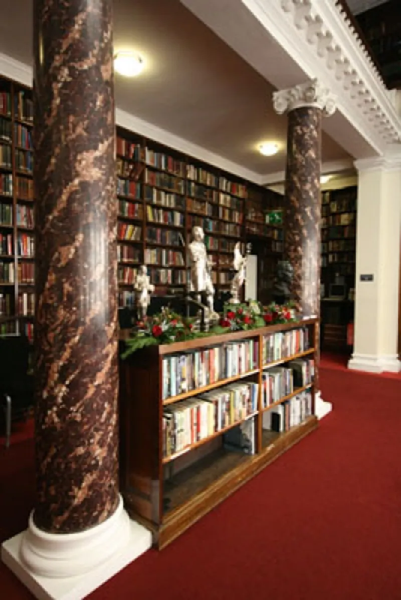 Whitehall banqueting hall, P385 (photo 11)