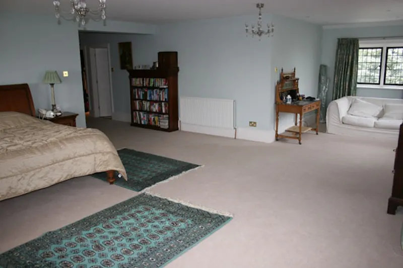 Film location E329 in Surrey (photo 31)