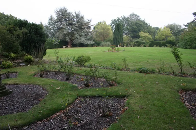 Film location E329 in Surrey (photo 58)