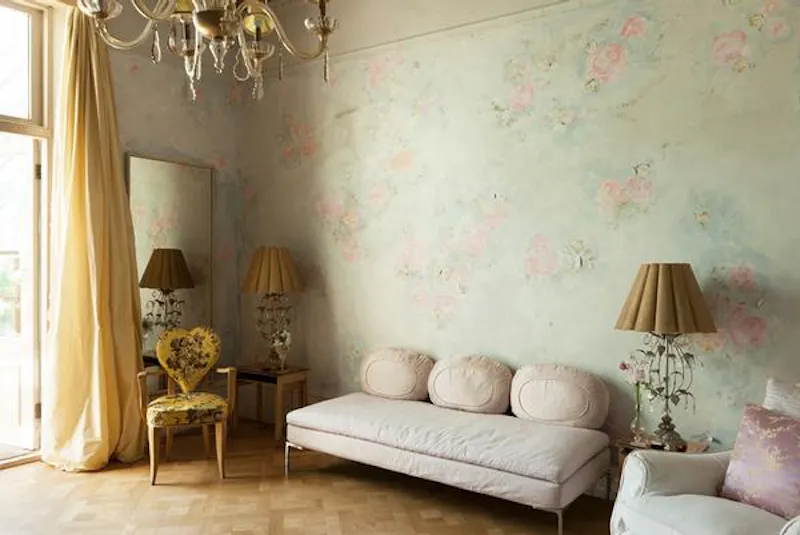 Eclectic Kilburn location house, B1166 (photo 5)