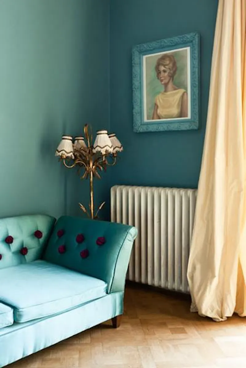 Eclectic Kilburn location house, B1166 (photo 11)