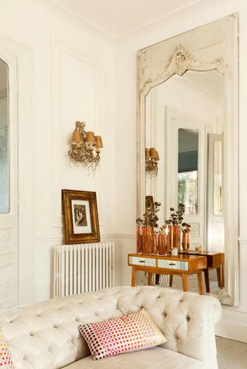 Eclectic Kilburn location house, B1166 (photo 22)