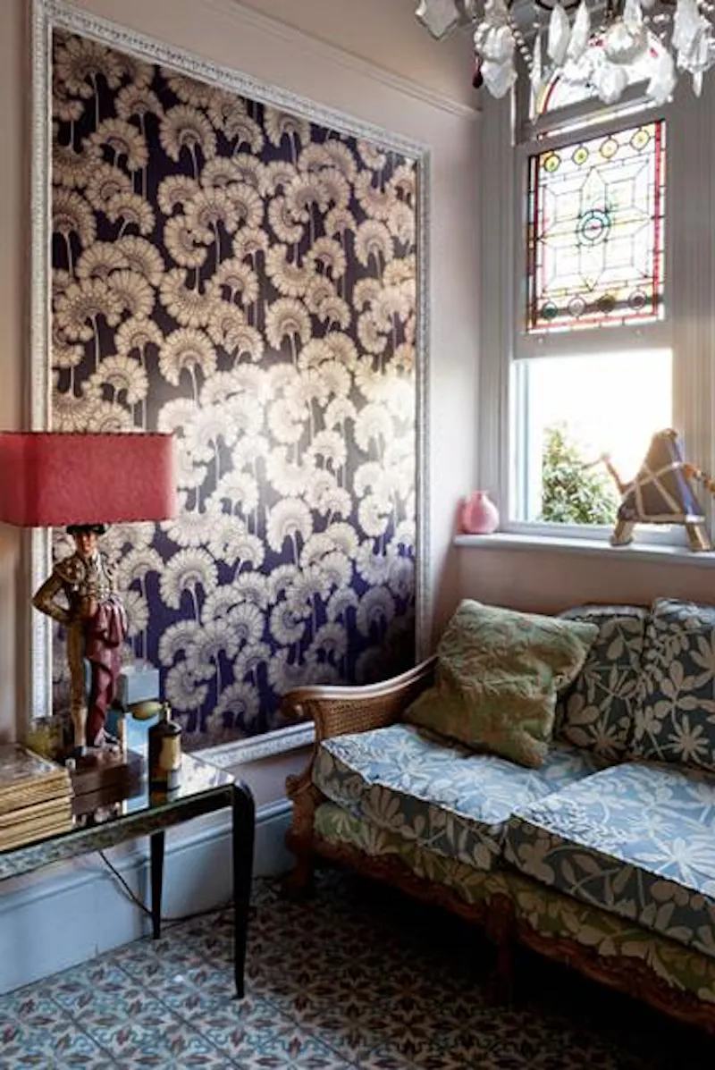 Wallpaper at Eclectic Kilburn location house, B1166 (photo 23)