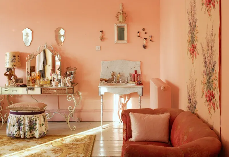 Eclectic Kilburn location house, B1166 (photo 33)