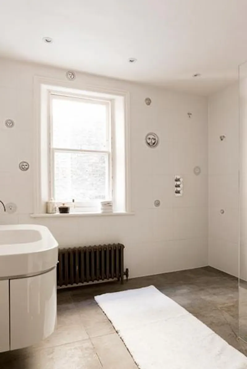 Eclectic Kilburn location house, B1166 (photo 39)