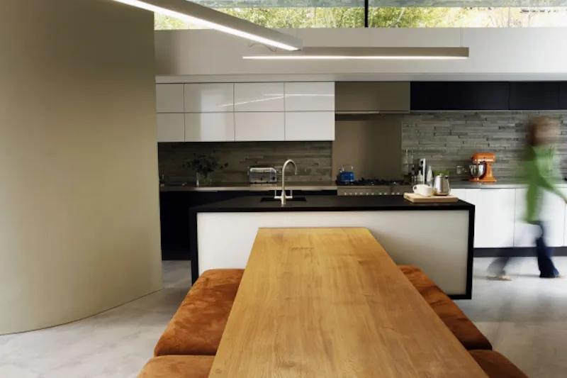 Kitchen at Contemporary Balham house, B1521 (photo 8)
