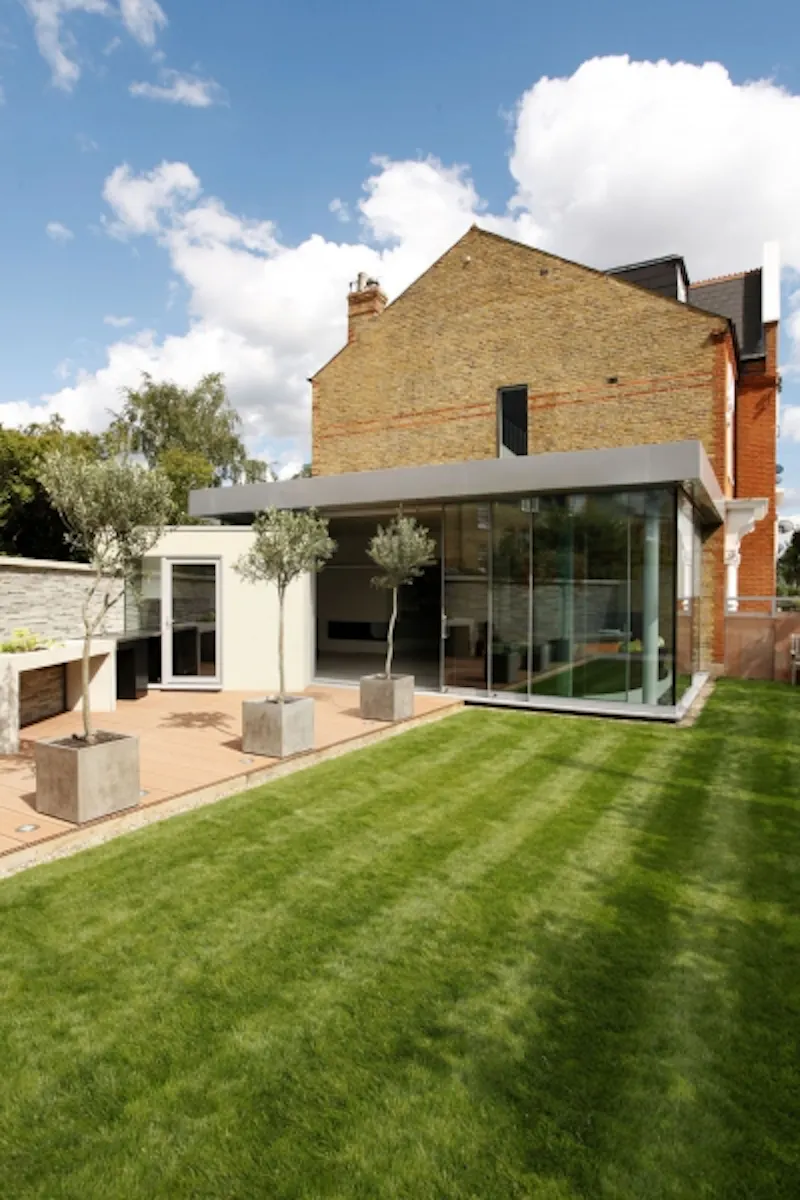 Contemporary Balham house, B1521 (photo 17)