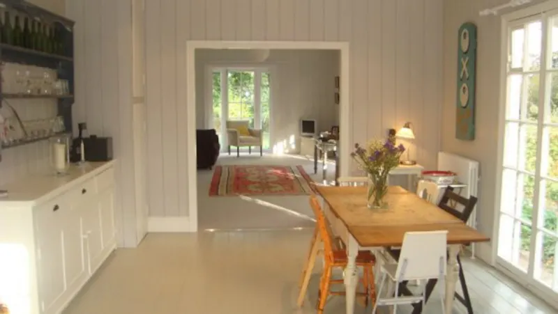 Dining room at Film location C794 in Dorset (photo 6)