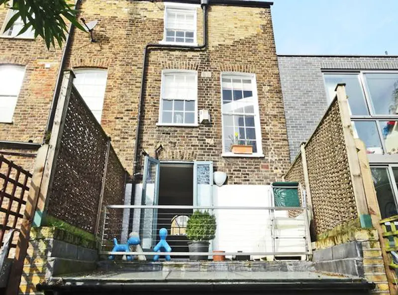 Colourful Elephant & Castle house, A1225 (photo 37)