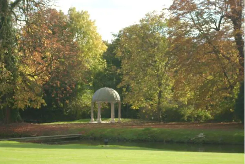 Garden at Wantage country house estate , A832 (photo 27)