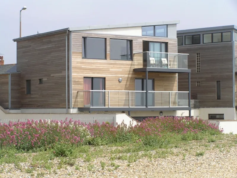 Modern Lancing beach house, C797 (photo 1)
