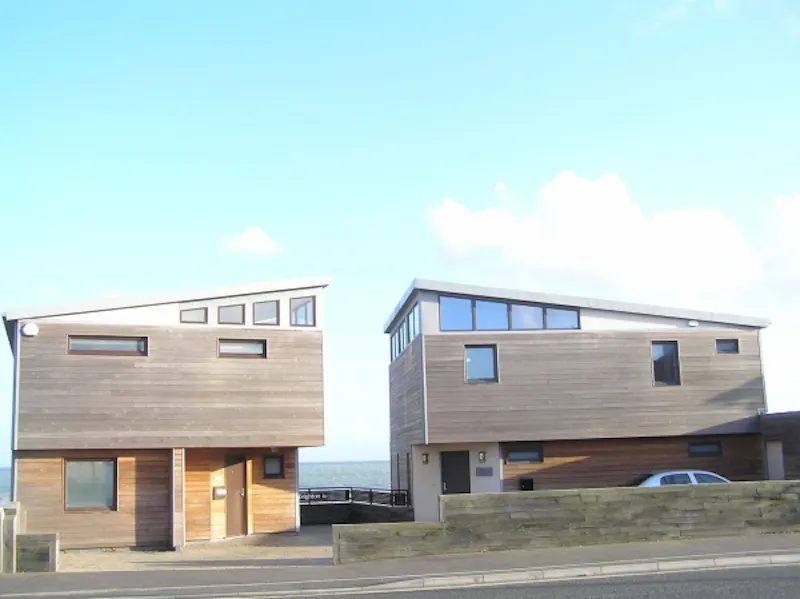 Modern Lancing beach house, C797 (photo 16)