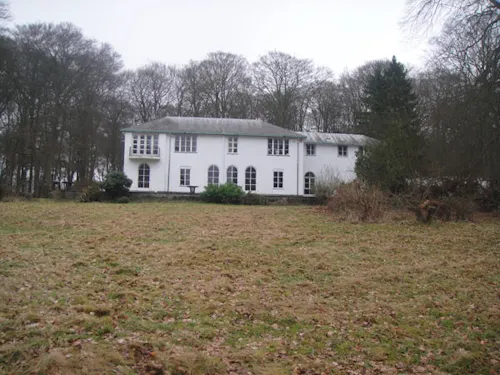 Country property in Henley, D2018