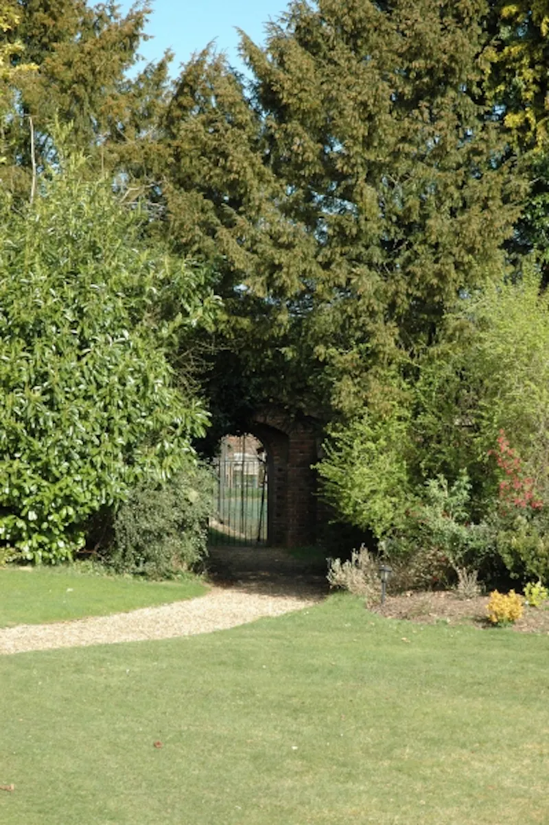 Country Shiplake ballroom home, C796 (photo 34)