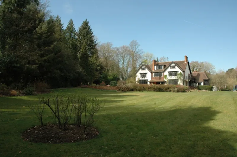 Country Shiplake ballroom home, C796 (photo 36)