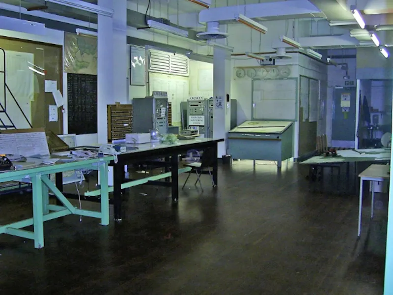 Nuclear bunker in Brentwood, P577 (photo 12)
