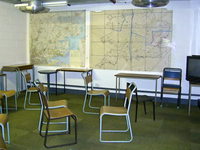 Nuclear bunker in Brentwood, P577 (photo 17)