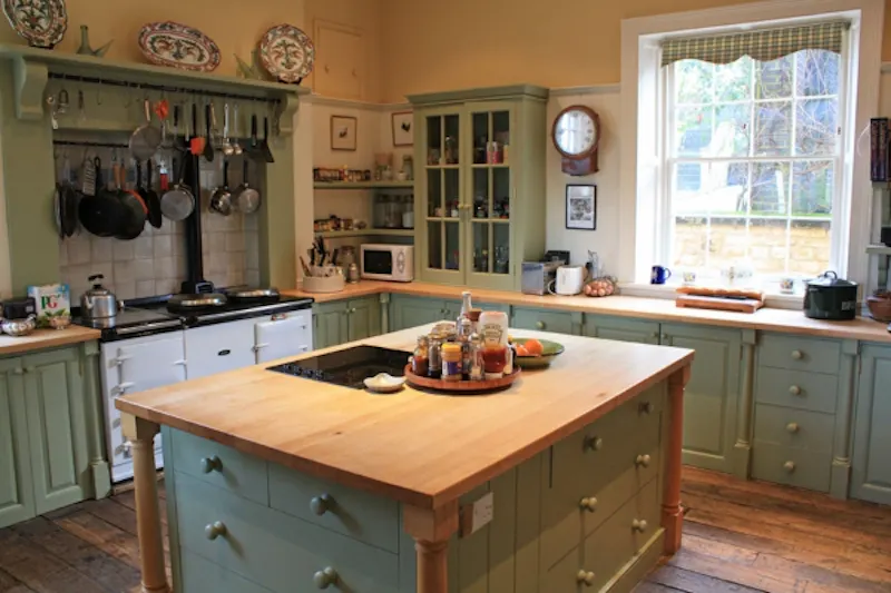 Kitchen at Winchcombe Manor house, B1525 (photo 6)
