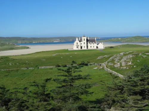 Isle of Lewis lodge, R737