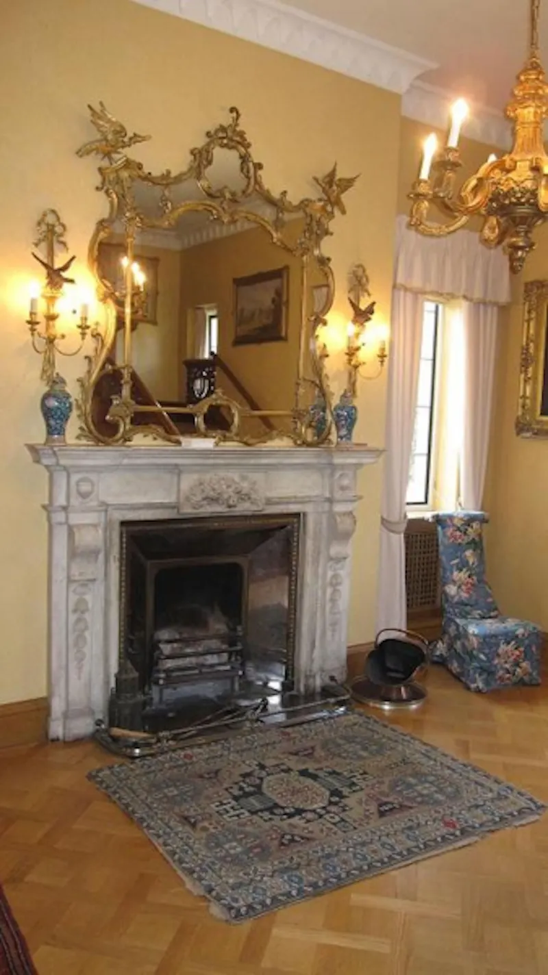 Fireplace at Country estate in Markbeech, B1526 (photo 7)