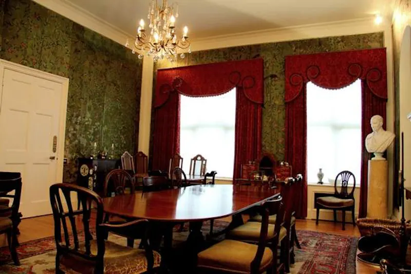 Dining room at Country estate in Markbeech, B1526 (photo 15)