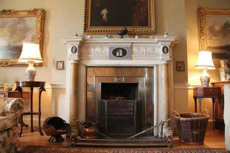 Fireplace at Country estate in Markbeech, B1526 (photo 35)