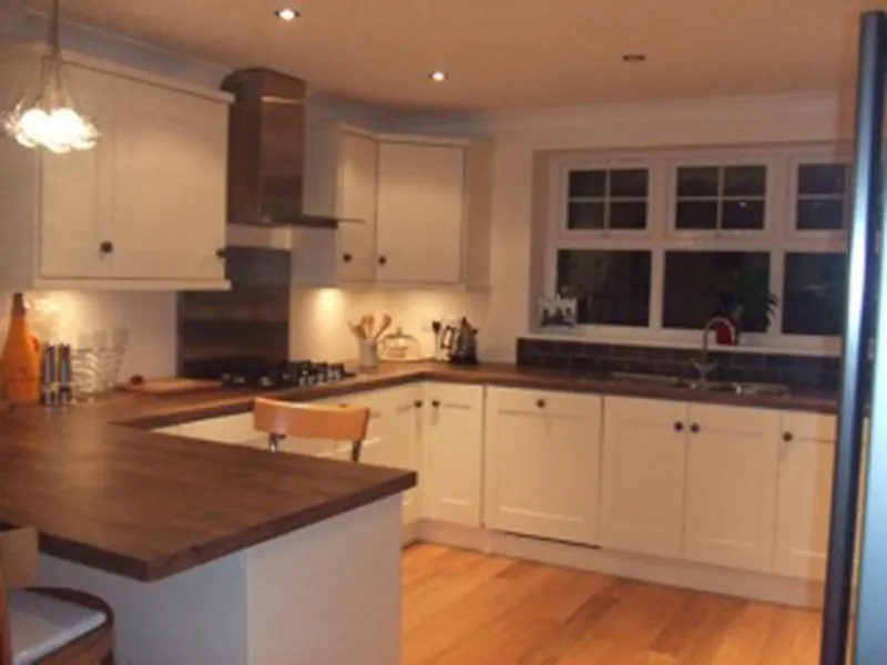 Kitchen at Film location D2024 in Surrey (photo 1)