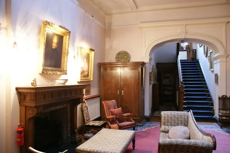 Entrance hall at Coastal Scottish estate, A1230 (photo 3)
