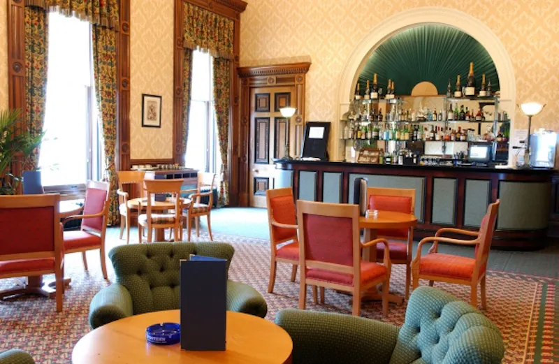 Bar at Chipping Norton estate , A925 (photo 2)