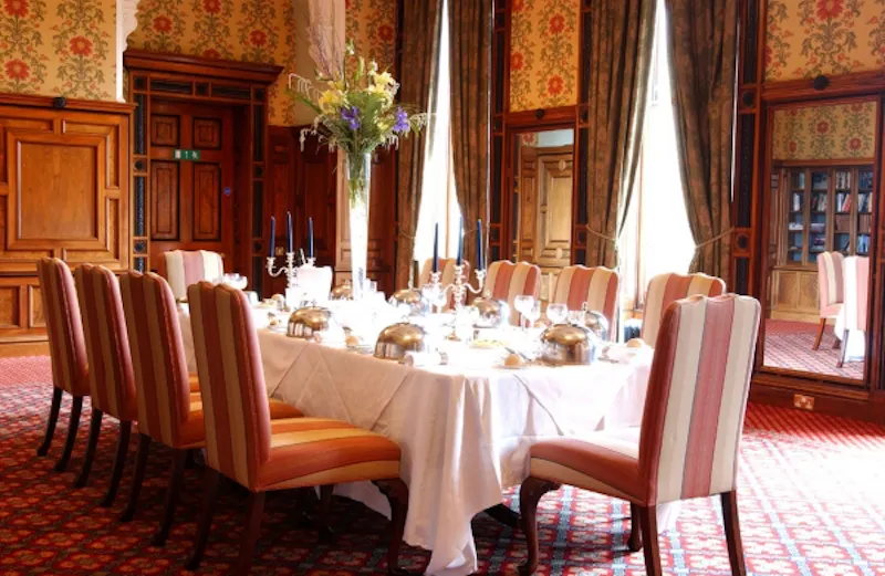 Dining room at Chipping Norton estate , A925 (photo 4)