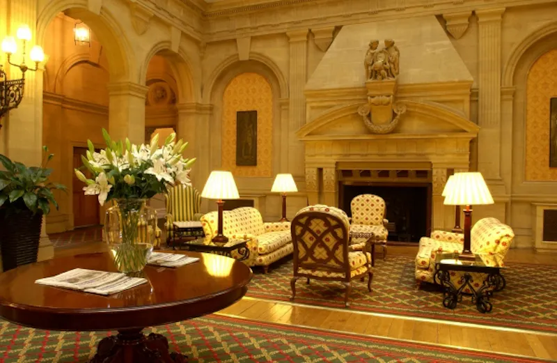 Drawing room at Chipping Norton estate , A925 (photo 9)