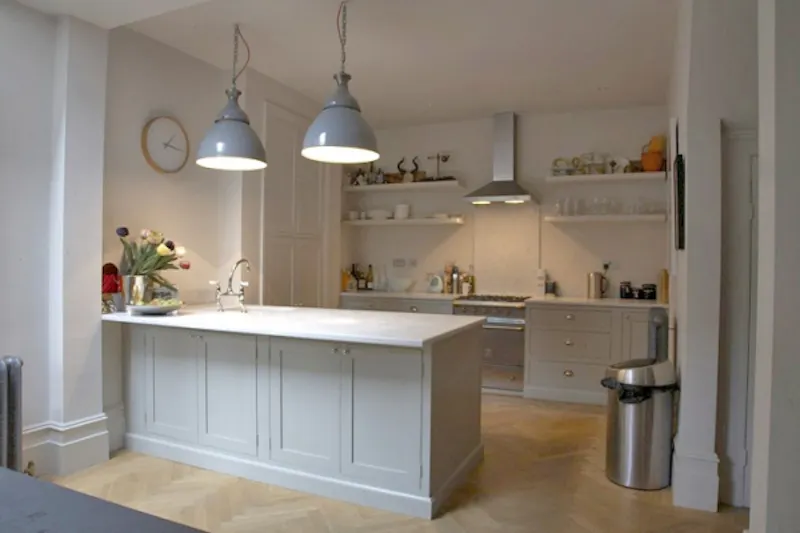 Kitchen at Family house in Winchmore Hill, E332 (photo 12)