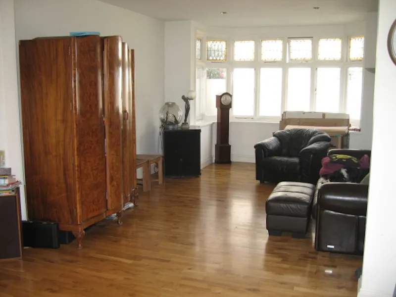 Film location D2031 in London (photo 6)