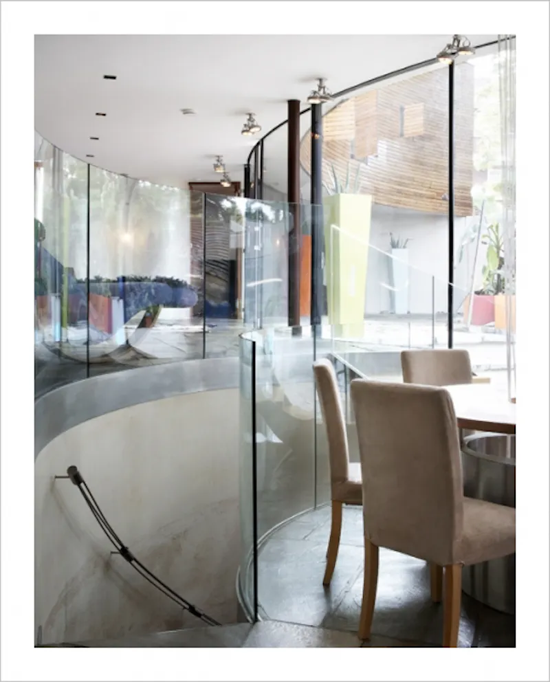 Curved Clapham South house, K258 (photo 6)