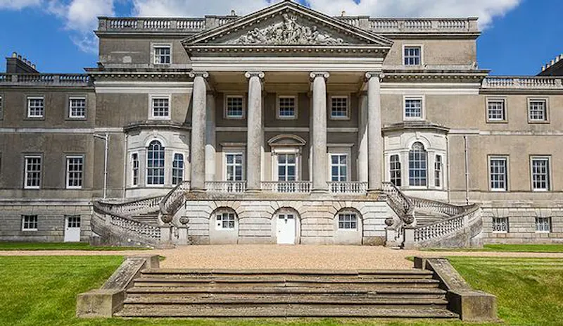Opulent Wrotham stately, A40 (photo 20)