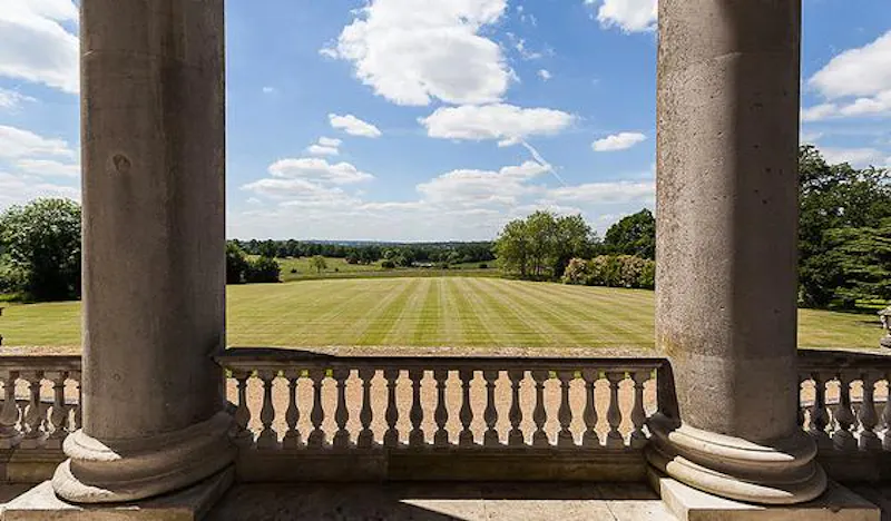 Opulent Wrotham stately, A40 (photo 24)